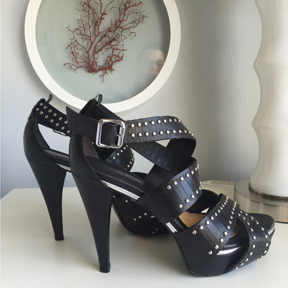 Pour La Victoire heels - Picture 2 of 3